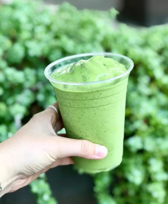 Kiwi Juice At Foxy Fruit Bowls In Phoenix