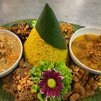 Vegan Food At Dapur In Zurich