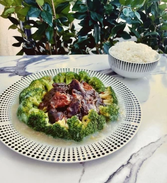 Shanghai Shiitake ＆ Broccoli At All Savory Vegan In Los Angeles