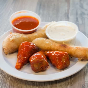 Vegan Food  At Cruzer Pizza In Los Angeles