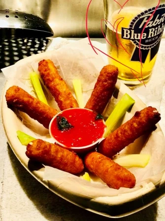 Vegan Food At Gold Sounds Bar In Brooklyn