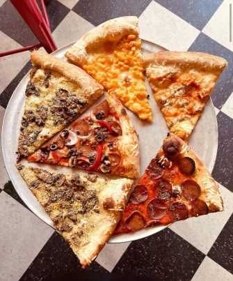 Vegan Pizza At Screamer's Pizzeria