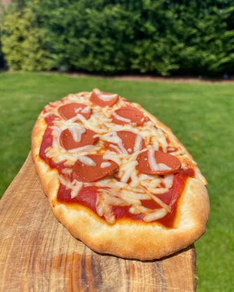 Flat Bread pepperoni pizza