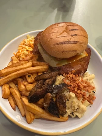 Monstera Canteen Luton Vegan Restaurant | Be Veganism