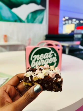 Vegan Food At Neat Burger - Dubai Mall In Dubai