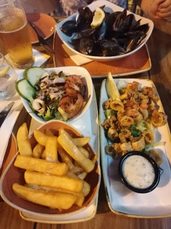 Veg Food At Travellers Cafe Bar In St Pauls Bay