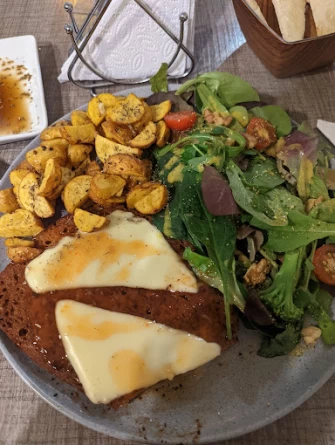 Vegan Food At Frutos del Sol Bio-Restaurante In Cali